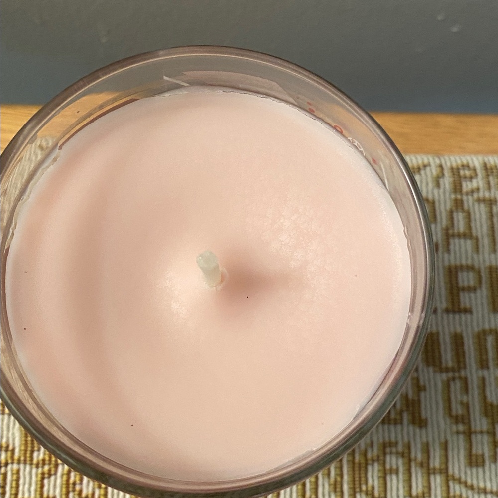 MilkBar Bath and Body Works 2025 Peppermint Bark Truffle - Picture 2 of 4